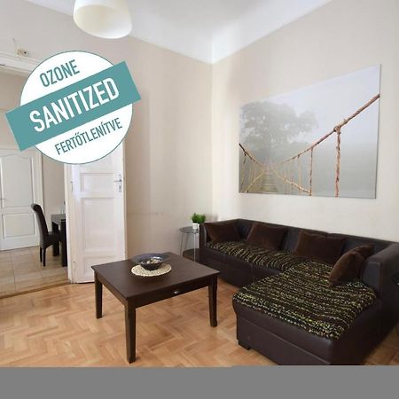 Standard Apartment By Hi5 - Muzeum 5 Budapest Eksteriør bilde